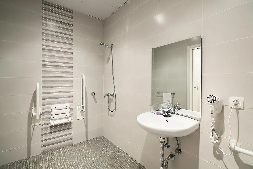 Hostal Balkonis Барселона Гостевой дом