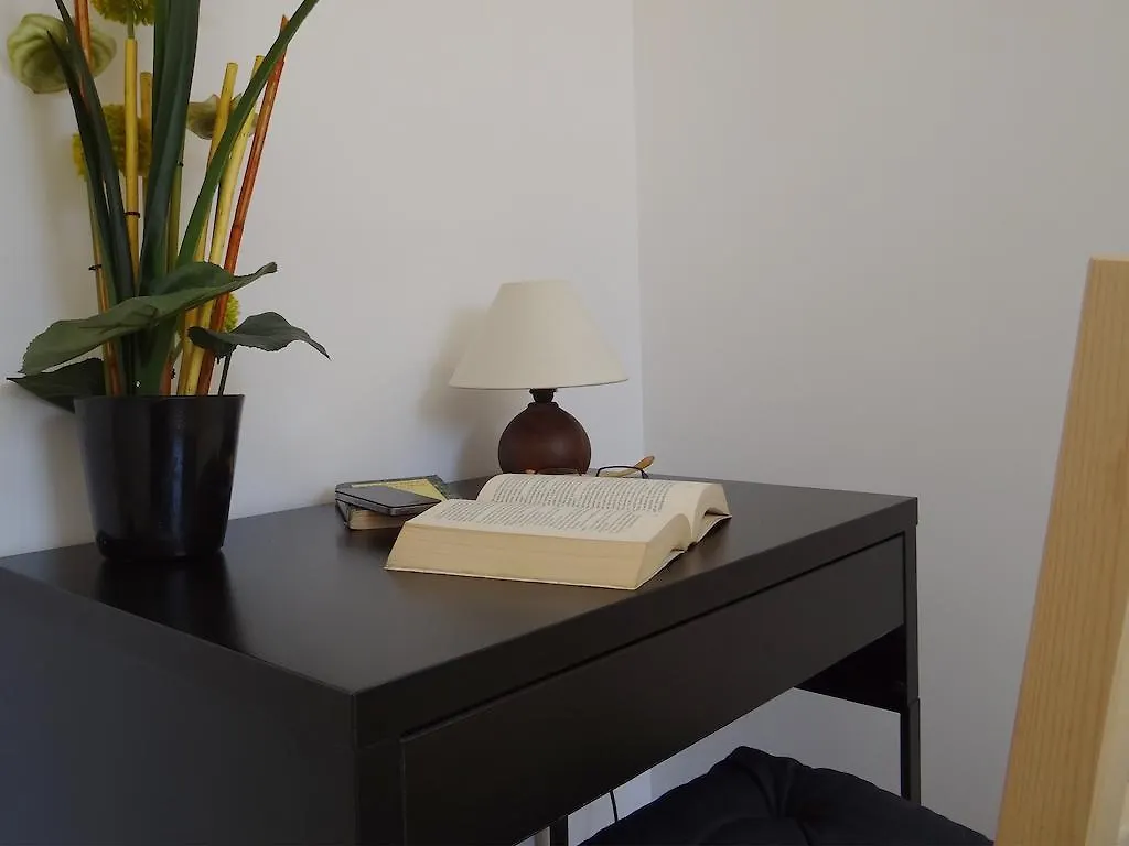 Hostal Balkonis Барселона Испания
